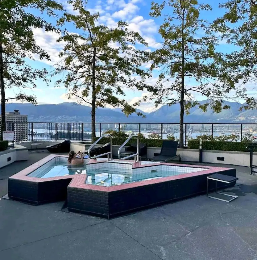 Apartment Luxury Downtown Vancouver Suite