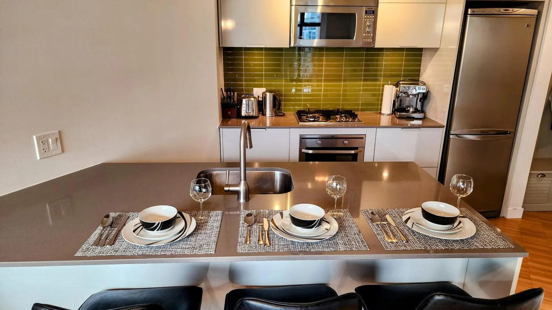 Apartment Luxury Downtown Vancouver Suite Canada