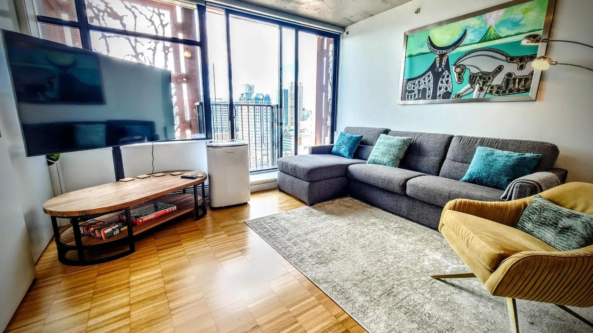Luxury Downtown Vancouver Suite kontakter